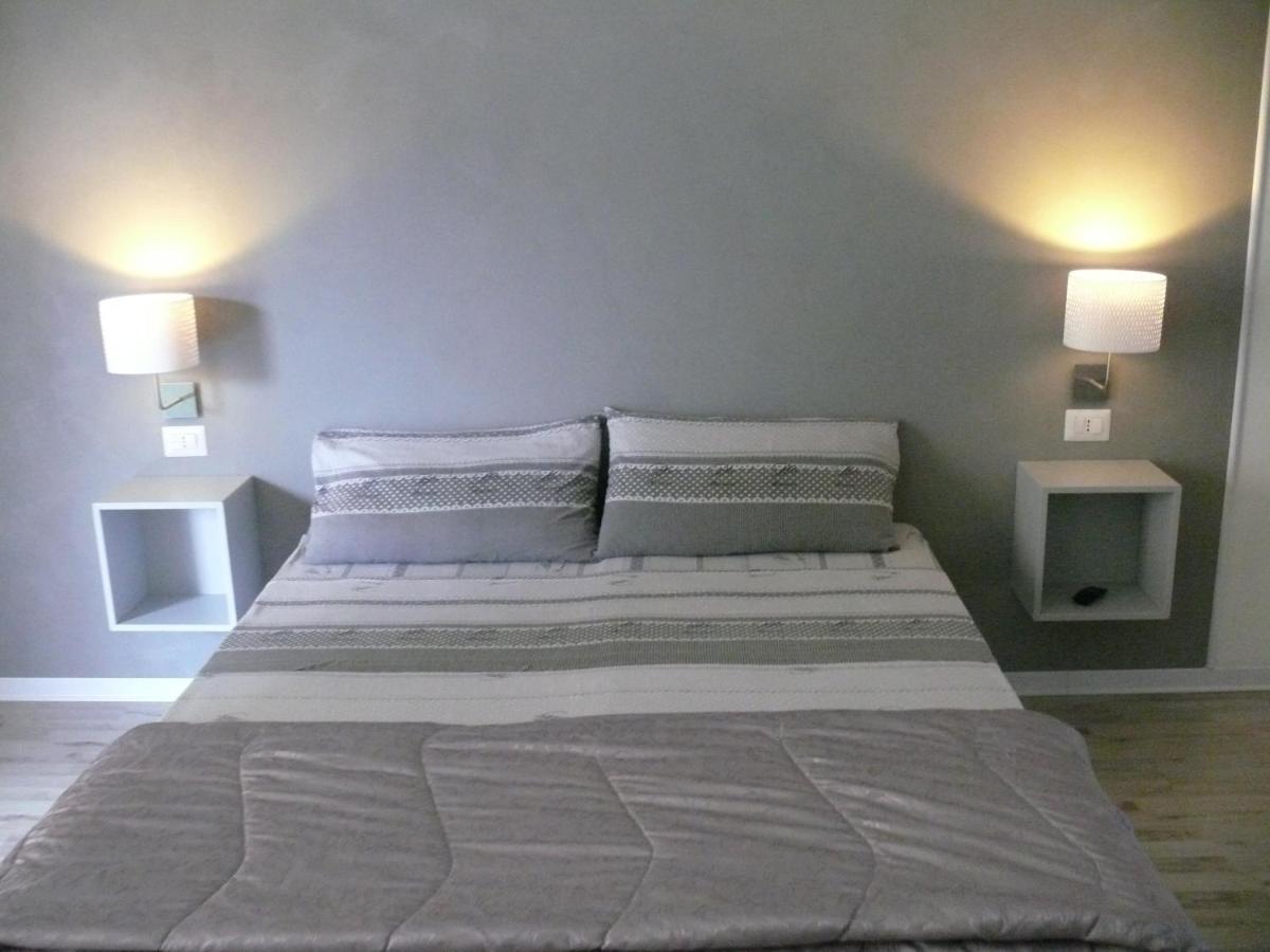 RM apartment Messina Luaran gambar
